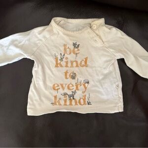 GAP Cream Organic Cotton Baby top